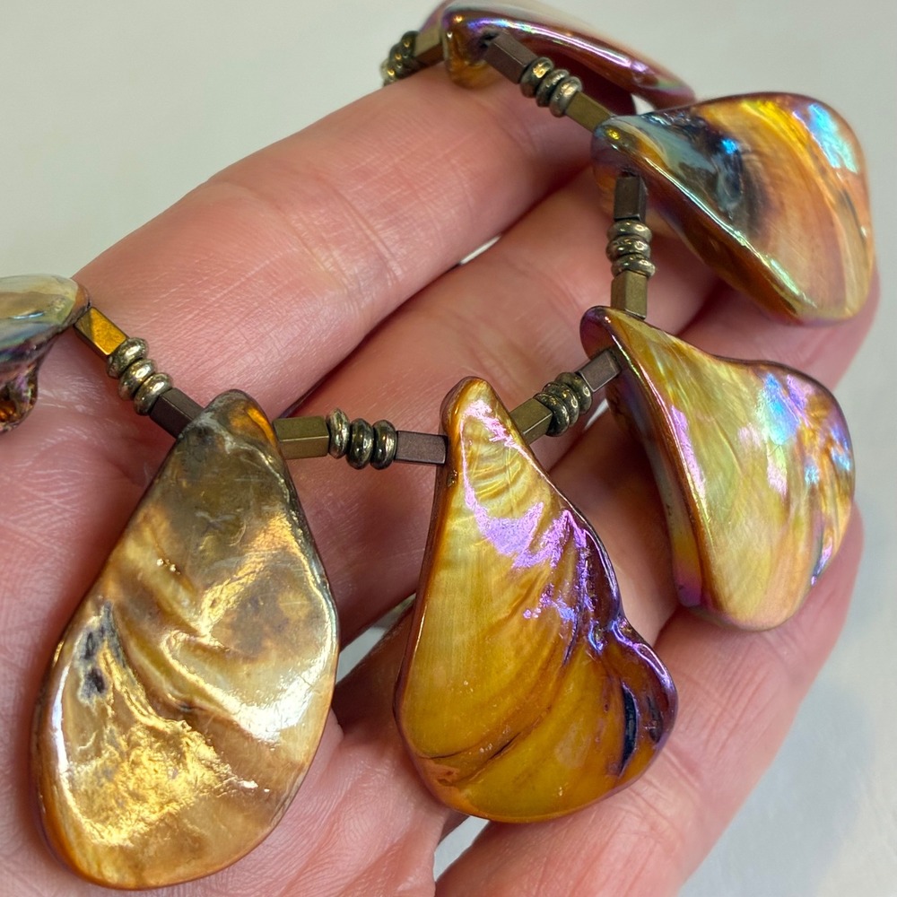 Vintage Mother of Pearl Necklace Shell Statement Artisan Iridescent Golden Bead - Picture 4 of 15